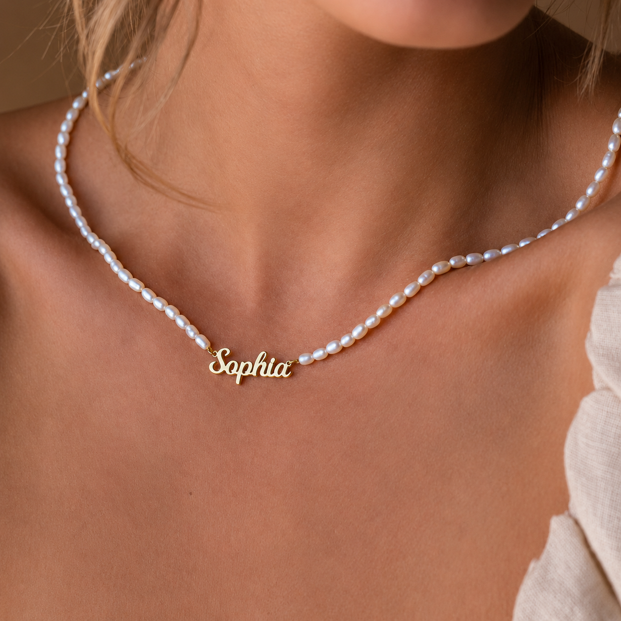 Pearluxe Name Necklace