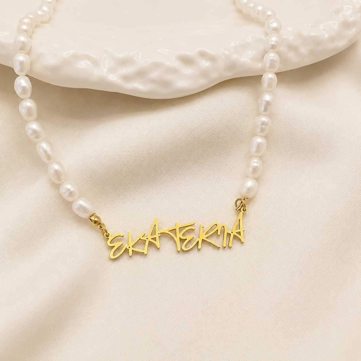 Pearluxe Name Necklace