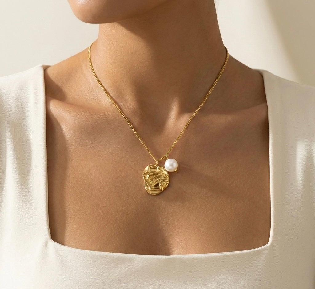 Luna Drift Necklace
