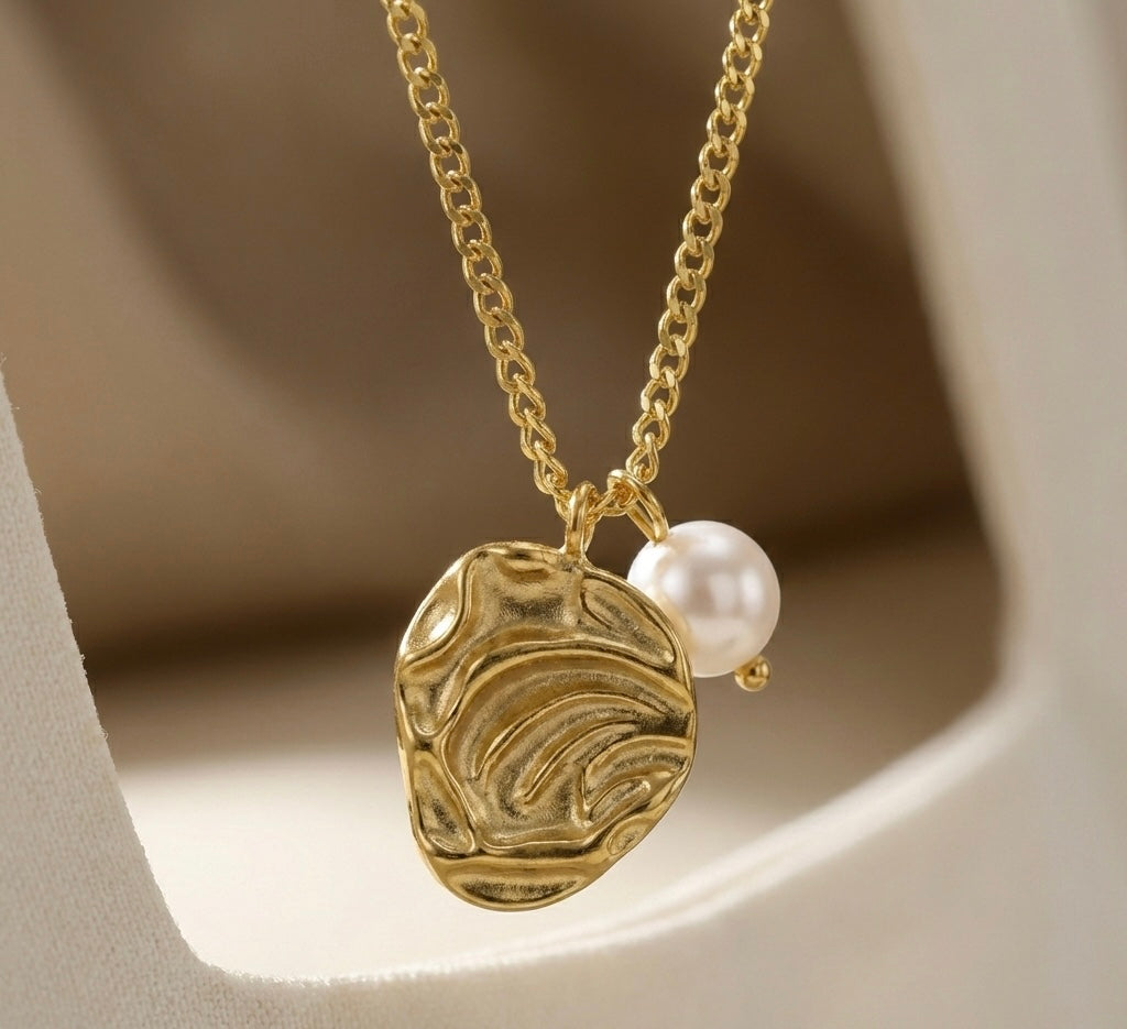 Luna Drift Necklace