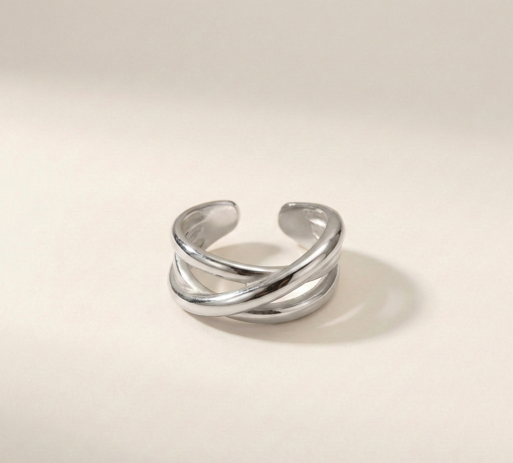 Interlace Gold Ring