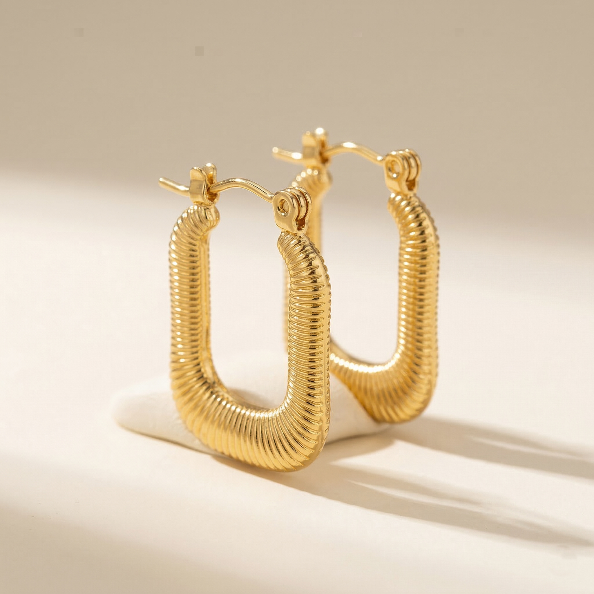 Orvella Sculpt Hoops