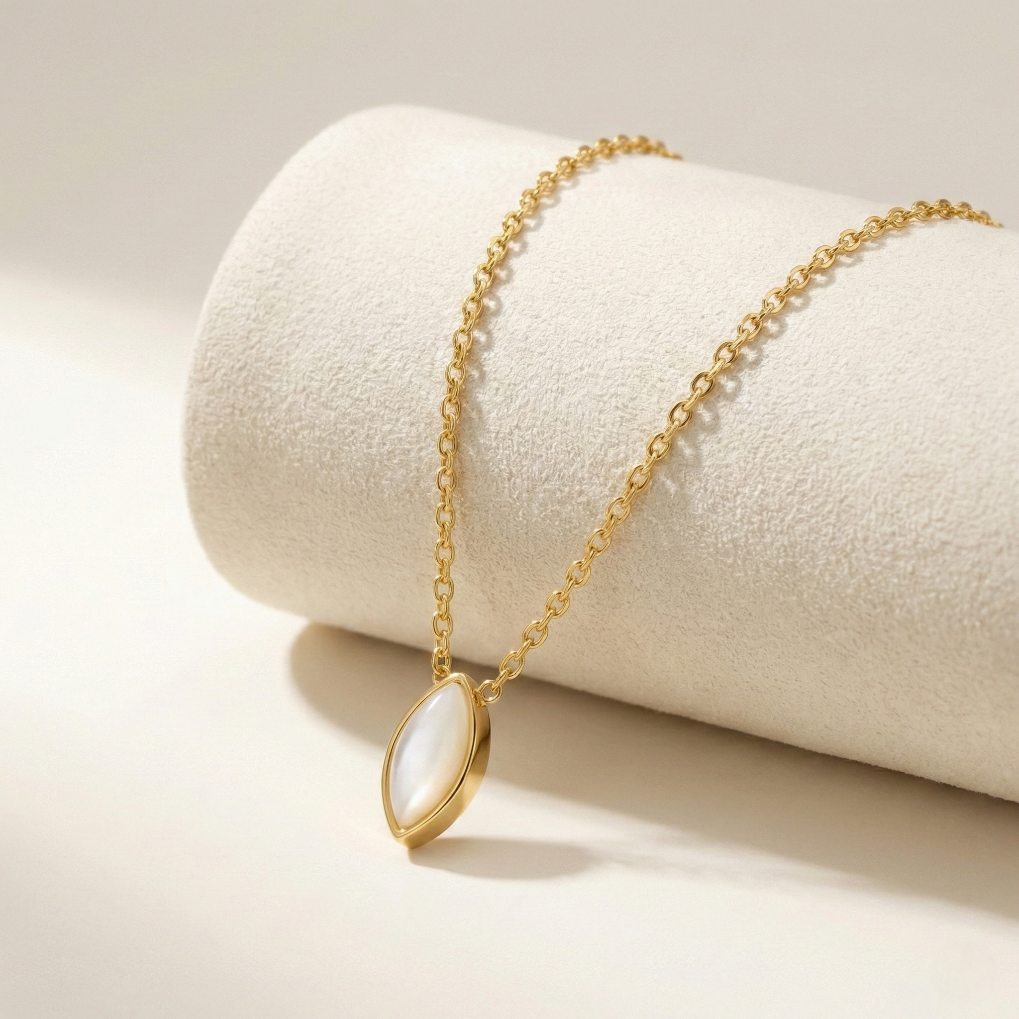 Luna Marquise Pendant Necklace