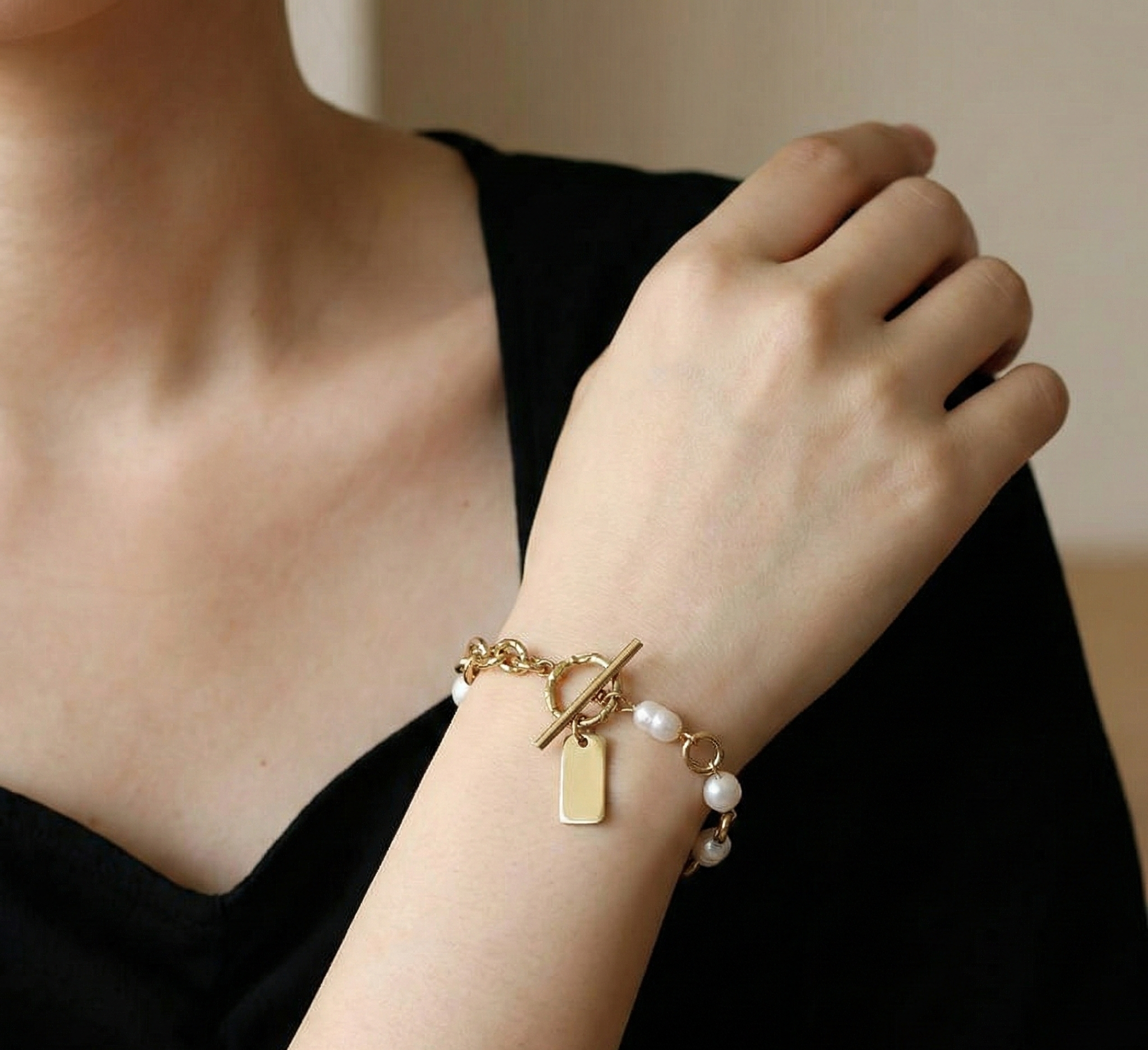 Pearl Link Toggle Bracelet