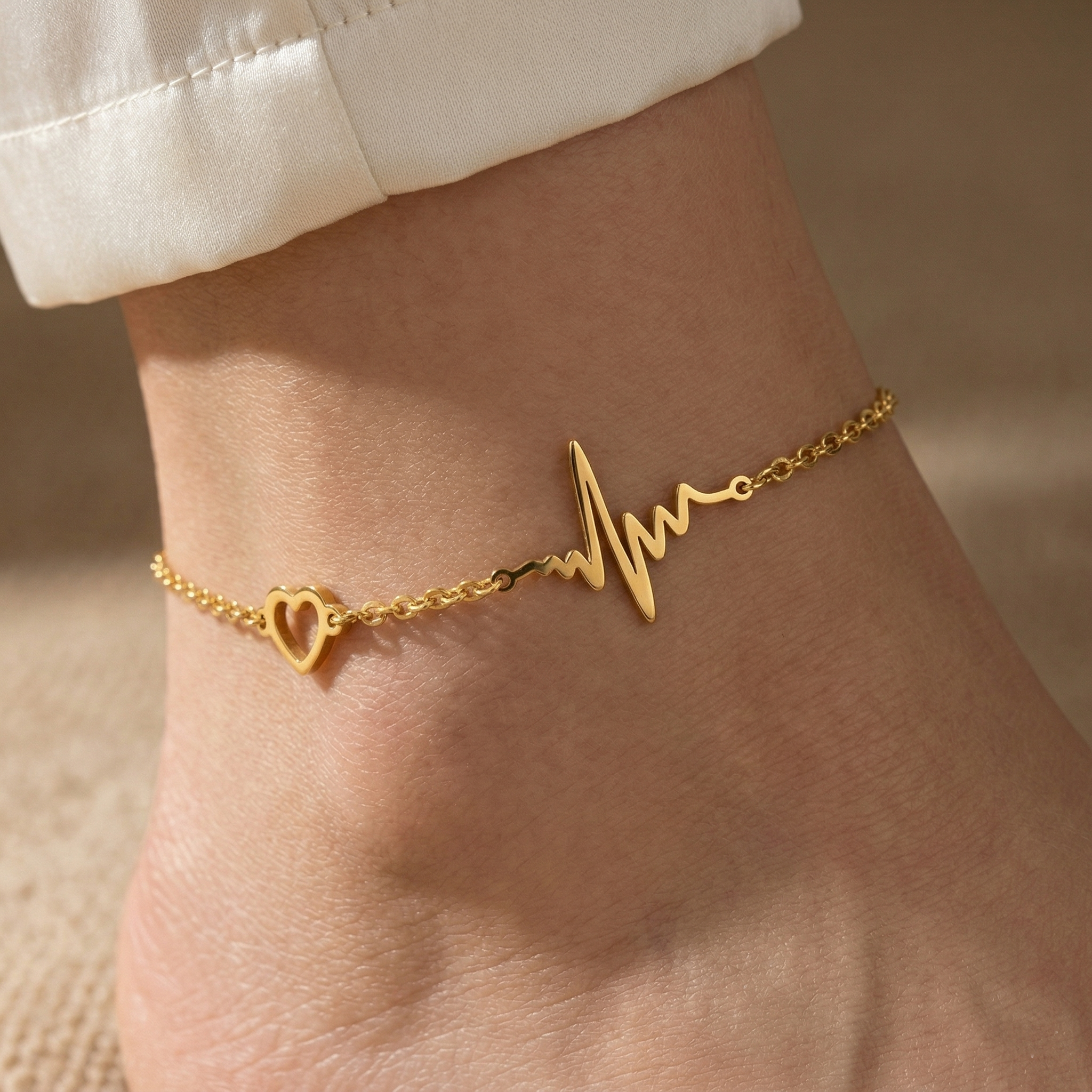 Amoura Pulse Anklet