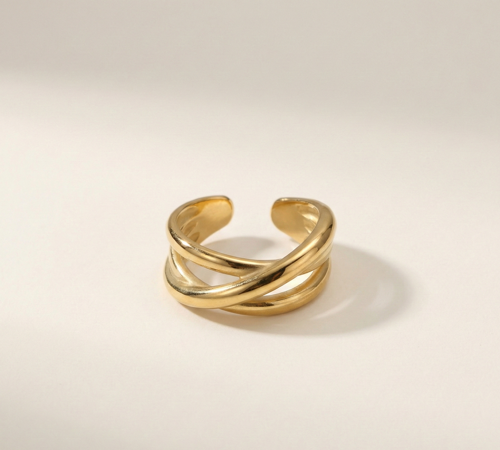 Interlace Gold Ring
