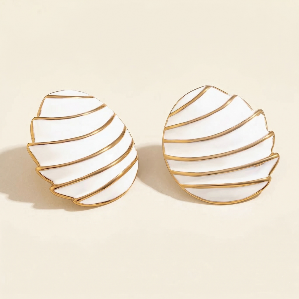 Mariselle Shell Studs