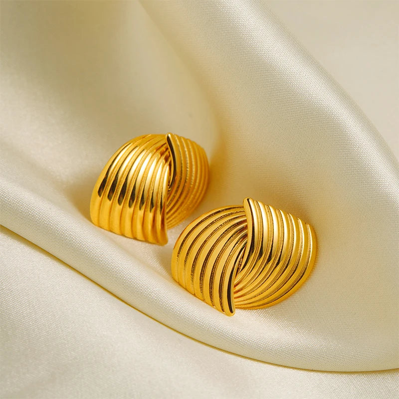 Valora Twist Studs